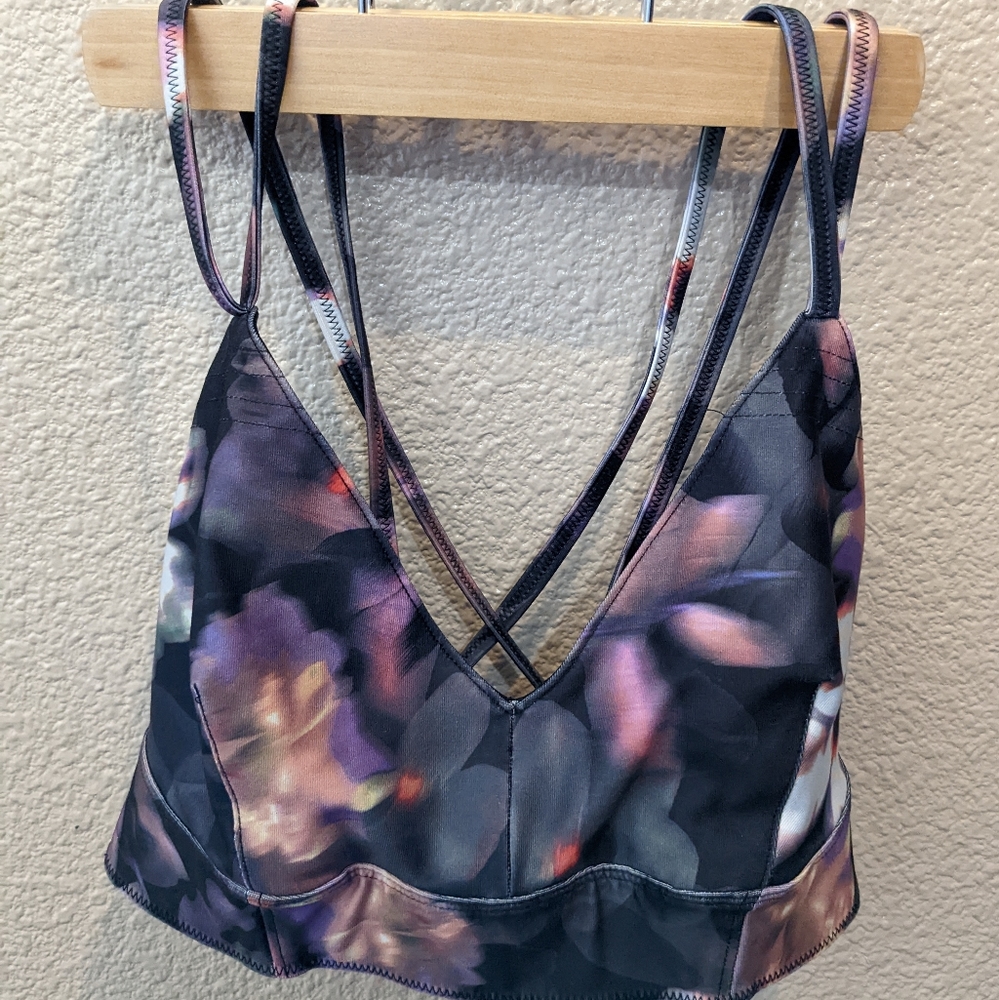 Patterned Sports bra